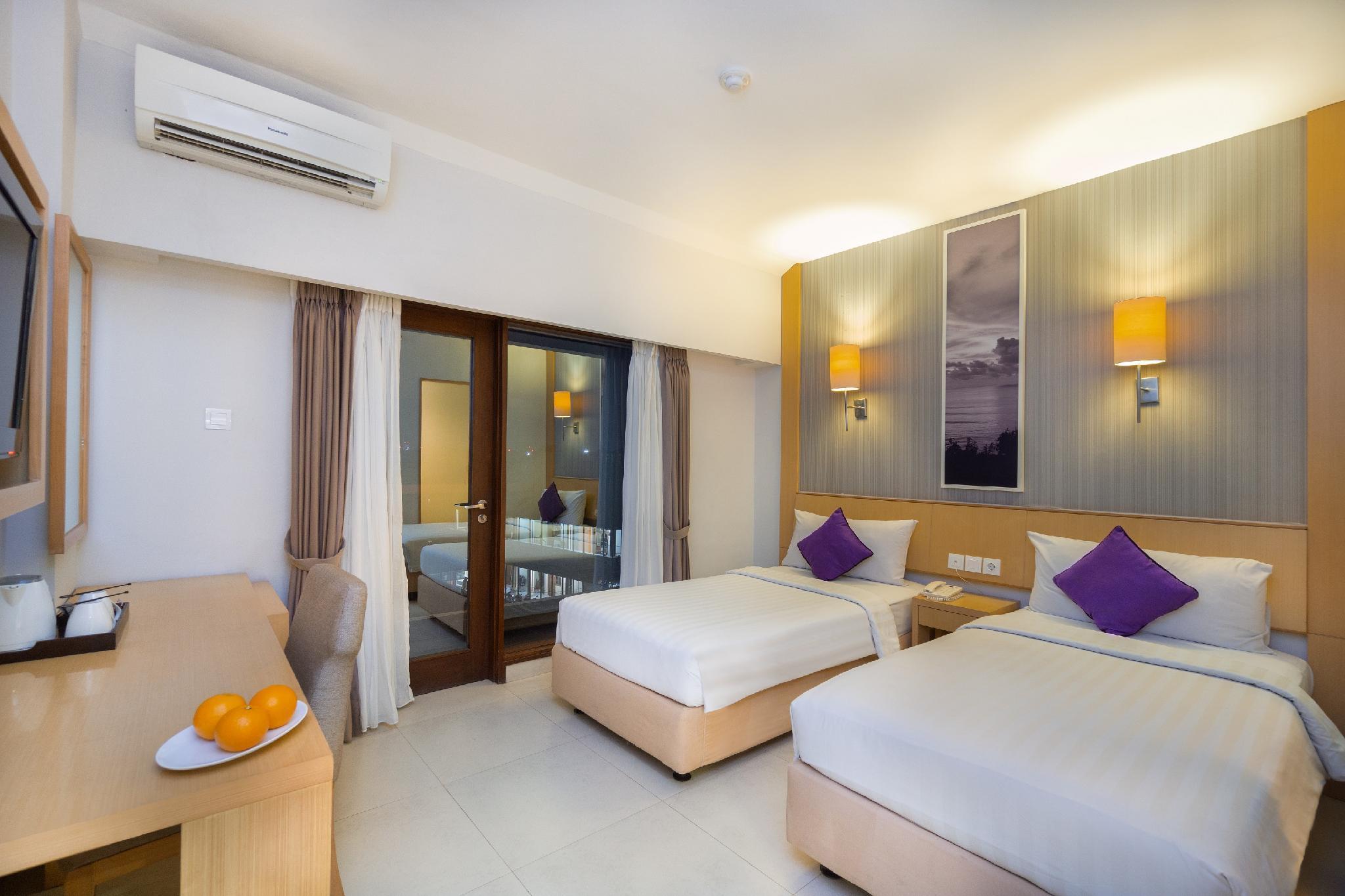 Quest Hotel Kuta By Aston Екстериор снимка