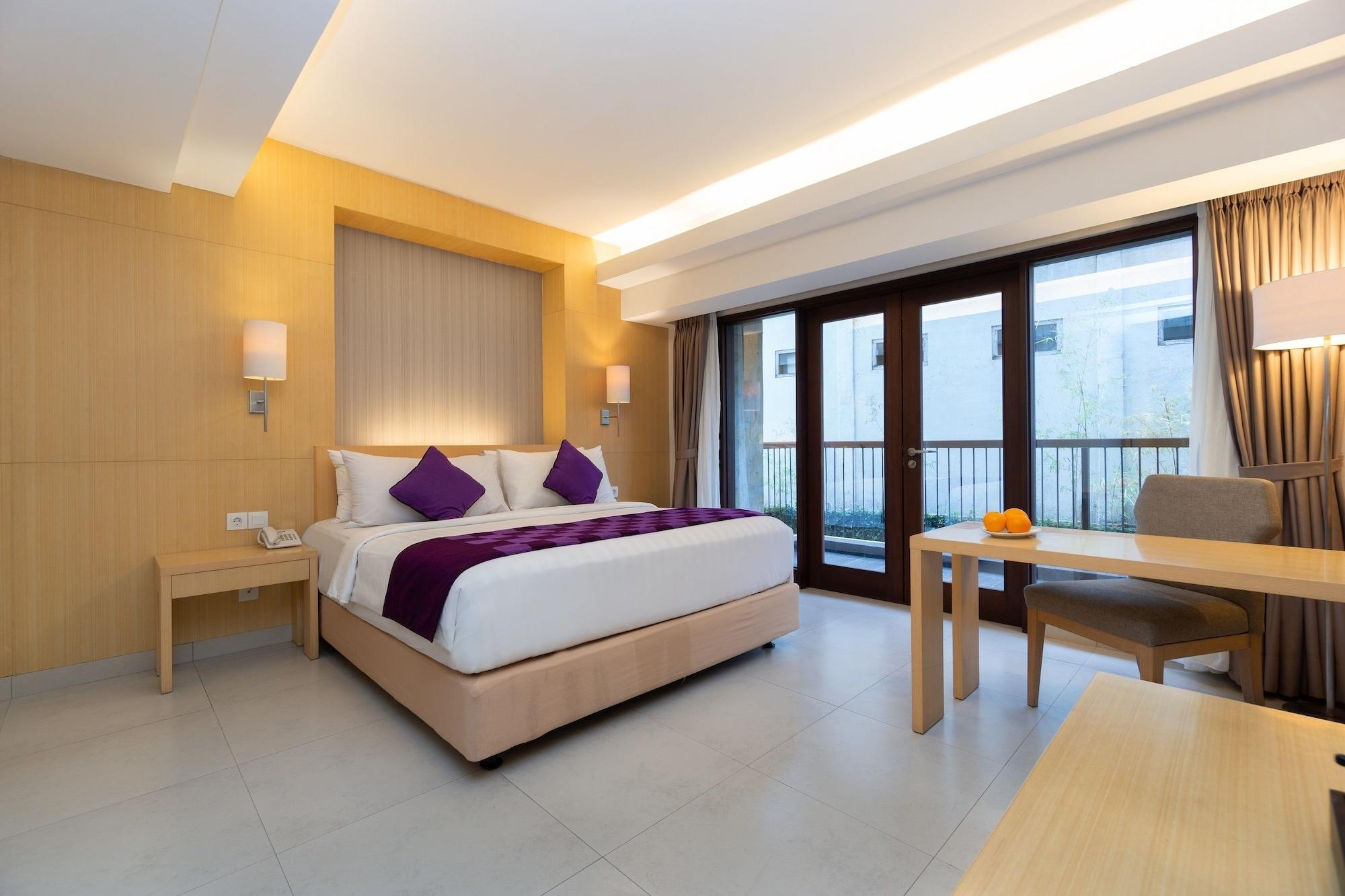 Quest Hotel Kuta By Aston Екстериор снимка