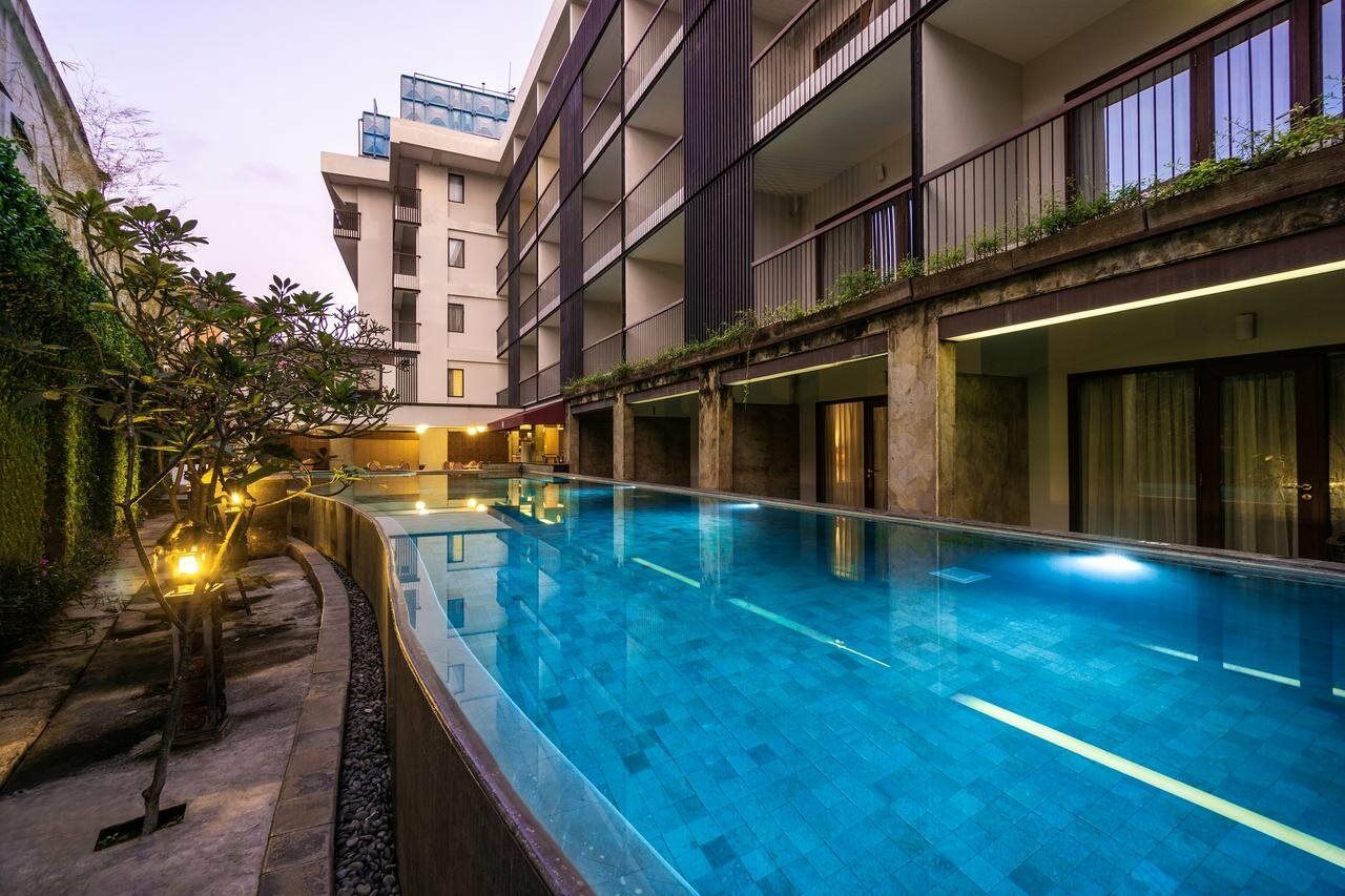 Quest Hotel Kuta By Aston Екстериор снимка